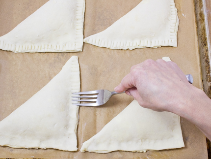 Cheesecake_Turnovers_howto_web-6.jpg